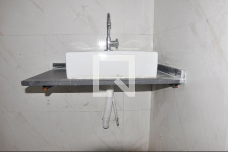 Casa para alugar com 50m², 2 quartos e sem vagaBanheiro