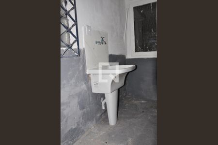 Casa para alugar com 50m², 2 quartos e sem vagaCorredor e Lavanderia