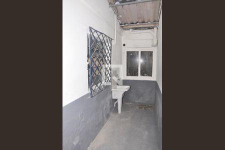 Casa para alugar com 50m², 2 quartos e sem vagaCorredor e Lavanderia