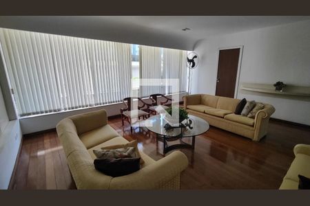 Apartamento à venda com 90m², 2 quartos e 1 vagaSala