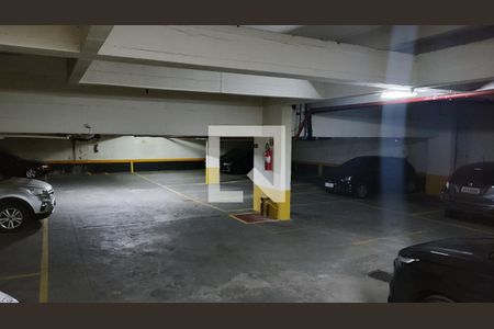 Apartamento à venda com 90m², 2 quartos e 1 vagaÁrea comum 