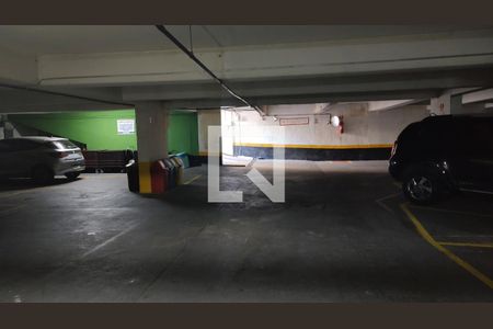 Apartamento à venda com 90m², 2 quartos e 1 vagaÁrea comum 