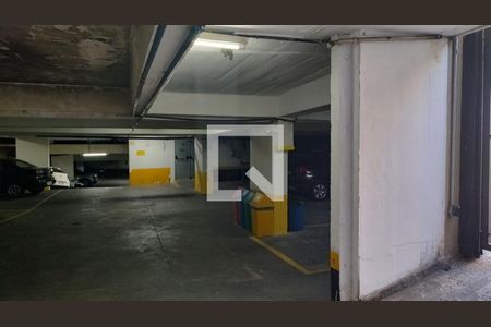 Apartamento à venda com 90m², 2 quartos e 1 vagaÁrea comum 