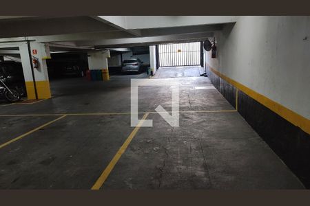 Apartamento à venda com 90m², 2 quartos e 1 vagaÁrea comum 