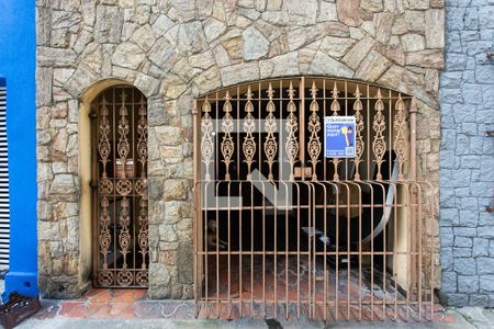 Casa à venda com 100m², 2 quartos e 1 vagaFachada