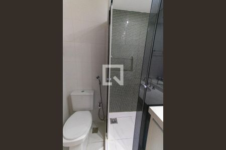 Apartamento à venda com 220m², 4 quartos e 2 vagasBanheiro social
