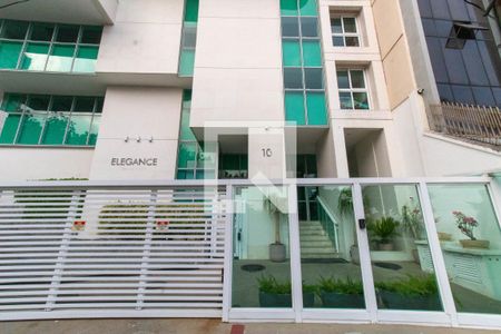 Apartamento à venda com 220m², 4 quartos e 2 vagasFachada 