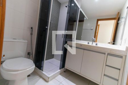Apartamento à venda com 220m², 4 quartos e 2 vagasBanheiro social