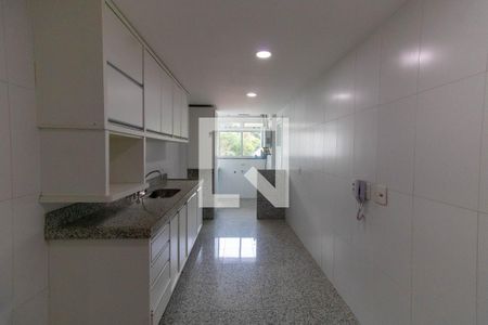 Apartamento à venda com 220m², 4 quartos e 2 vagasCozinha