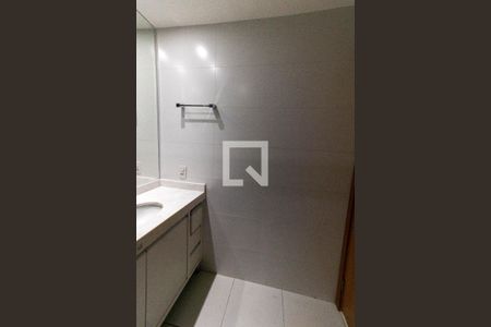 Apartamento à venda com 220m², 4 quartos e 2 vagasBanheiro social