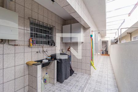Casa para alugar com 200m², 3 quartos e 2 vagas Casa para alugar com 200m², 3 quartos e 2 vagasÁrea de serviço