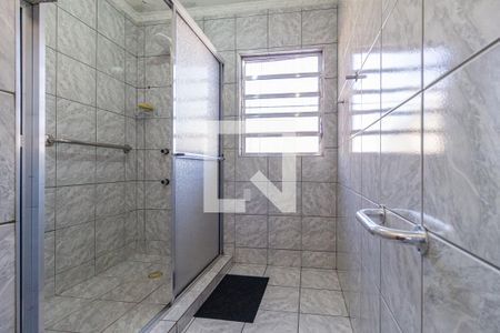 Casa para alugar com 200m², 3 quartos e 2 vagas Casa para alugar com 200m², 3 quartos e 2 vagasBanheiro da suíte