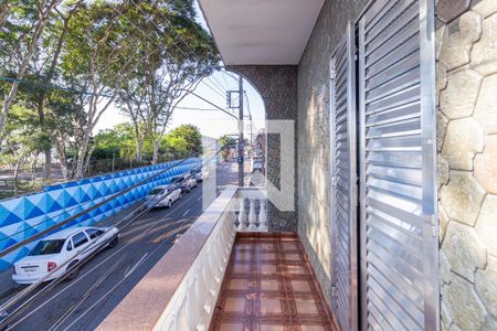 Casa para alugar com 200m², 3 quartos e 2 vagas Casa para alugar com 200m², 3 quartos e 2 vagasSacada da suíte