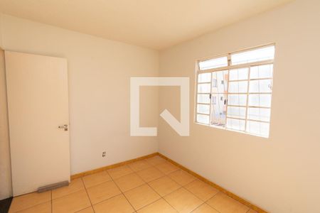 Quarto 2 de apartamento para alugar com 3 quartos, 65m² em Novo Riacho, Contagem