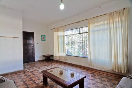 Sala de casa à venda com 3 quartos, 280m² em Jardim Santo Elias, São Paulo