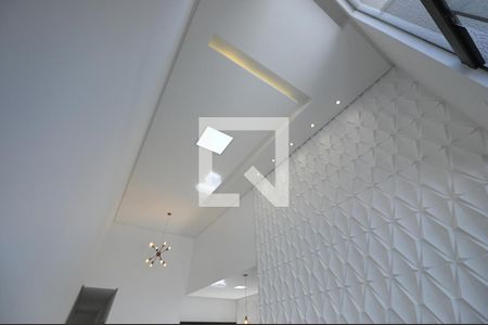 Sala de casa para alugar com 3 quartos, 115m² em Residencial Recanto do Bosque, Goiânia