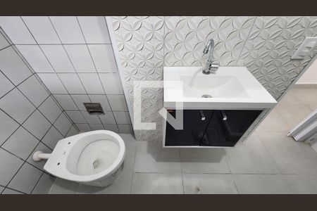 Apartamento para alugar com 90m², 2 quartos e 1 vaga Apartamento para alugar com 90m², 2 quartos e 1 vagaBanheiro 1