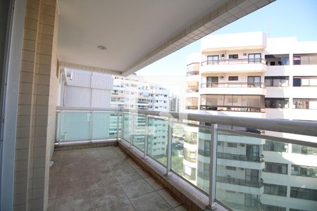 Sala Varanda de apartamento para alugar com 2 quartos, 68m² em Jacarepaguá, Rio de Janeiro