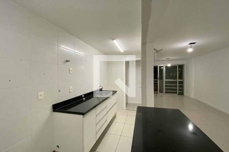 Apartamento à venda com 111m², 3 quartos e 2 vagasCozinha