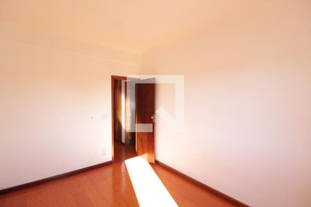 Quarto 2 de apartamento para alugar com 3 quartos, 100m² em Brasil, Uberlândia