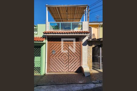 Casa para alugar com 100m², 2 quartos e 1 vagaFachada