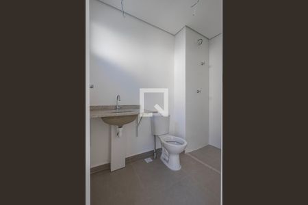 Banheiro de kitnet/studio à venda com 1 quarto, 24m² em Vila Madalena, São Paulo