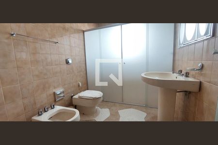 Banheiro Quarto 1 suíte de casa à venda com 2 quartos, 195m² em Parque São Vicente, Santo André