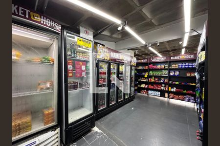 Apartamento à venda com 49m², 2 quartos e 1 vaga Apartamento à venda com 49m², 2 quartos e 1 vagaArea Comum - Mercado