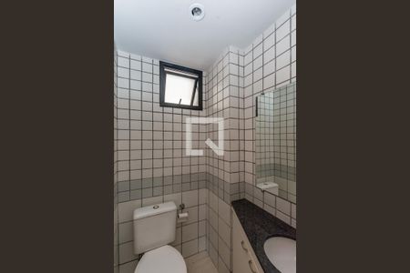 Lavabo de apartamento para alugar com 2 quartos, 75m² em Belvedere, Belo Horizonte
