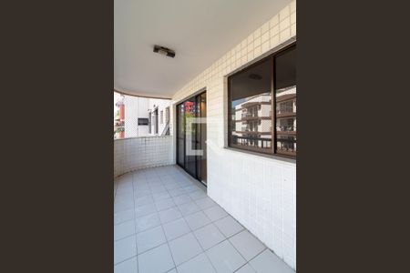 Varanda  de apartamento para alugar com 2 quartos, 92m² em Vila Valqueire, Rio de Janeiro