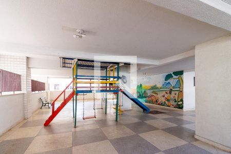Apartamento para alugar com 92m², 2 quartos e 1 vaga Apartamento para alugar com 92m², 2 quartos e 1 vagaÁrea comum - Playground