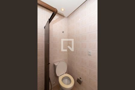 Apartamento para alugar com 92m², 2 quartos e 1 vaga Apartamento para alugar com 92m², 2 quartos e 1 vagaBanheiro da Suíte
