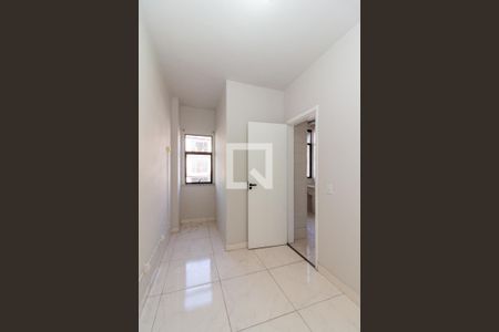 Apartamento para alugar com 92m², 2 quartos e 1 vaga Apartamento para alugar com 92m², 2 quartos e 1 vagaQuarto de Serviço