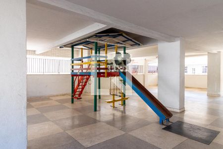 Apartamento para alugar com 92m², 2 quartos e 1 vaga Apartamento para alugar com 92m², 2 quartos e 1 vagaÁrea comum - Playground