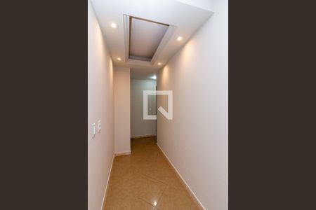 Apartamento para alugar com 92m², 2 quartos e 1 vaga Apartamento para alugar com 92m², 2 quartos e 1 vagaCorredor