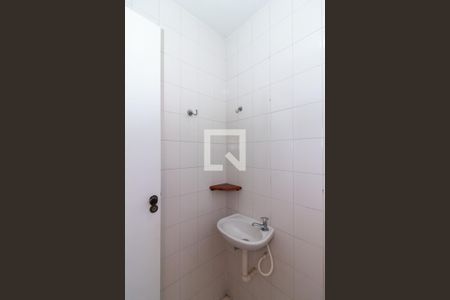 Apartamento para alugar com 92m², 2 quartos e 1 vaga Apartamento para alugar com 92m², 2 quartos e 1 vagaBanheiro de Serviço