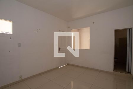 Quarto 1 de casa para alugar com 2 quartos, 45m² em Jardim Santa Mena, Guarulhos