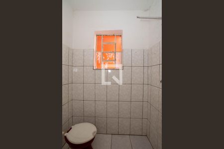Banheiro de casa para alugar com 1 quarto, 35m² em Jardim Santa Mena, Guarulhos