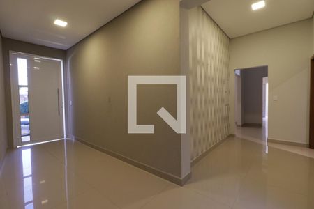 Entrada de casa de condomínio para alugar com 5 quartos, 250m² em Ribeirânia, Ribeirão Preto