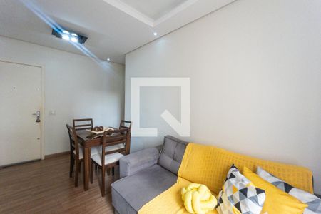 Sala de Estar / Jantar  de apartamento para alugar com 2 quartos, 48m² em Chácara das Nações, Valinhos