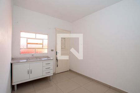 Sala/Cozinha de casa para alugar com 1 quarto, 35m² em Jardim Santa Mena, Guarulhos