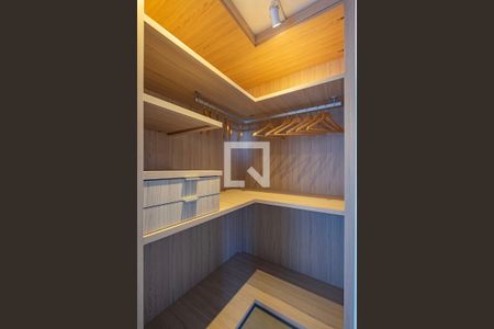 Apartamento para alugar com 85m², 2 quartos e 1 vaga Apartamento para alugar com 85m², 2 quartos e 1 vagaSuíte - Closet