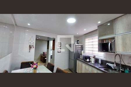 Casa à venda com 130m², 3 quartos e 2 vagasCozinha