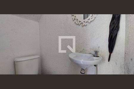 Casa à venda com 130m², 3 quartos e 2 vagasBanheiro do Espaço Gourmet