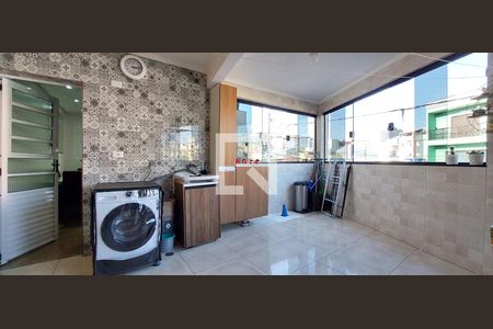 Casa à venda com 130m², 3 quartos e 2 vagasÁrea de Serviço