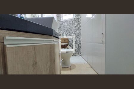 Casa à venda com 130m², 3 quartos e 2 vagasBanheiro 2