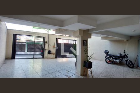 Casa à venda com 130m², 3 quartos e 2 vagasGaragem