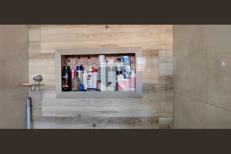 Casa à venda com 130m², 3 quartos e 2 vagasBanheiro Quarto 1 suíte