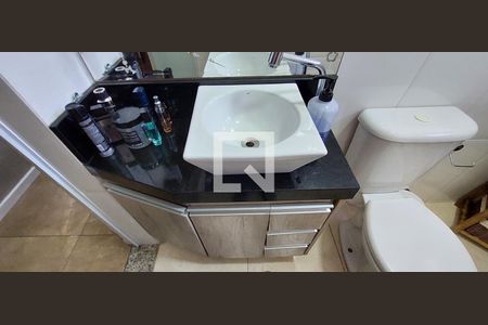 Casa à venda com 130m², 3 quartos e 2 vagasBanheiro 2