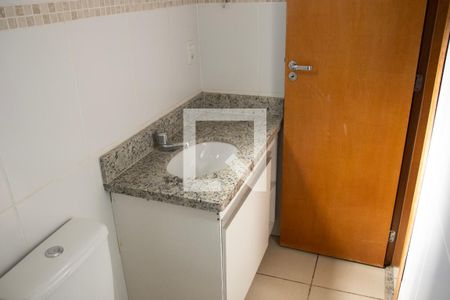 Apartamento para alugar com 59m², 2 quartos e 1 vaga Apartamento para alugar com 59m², 2 quartos e 1 vagaBanheiro da Suíte